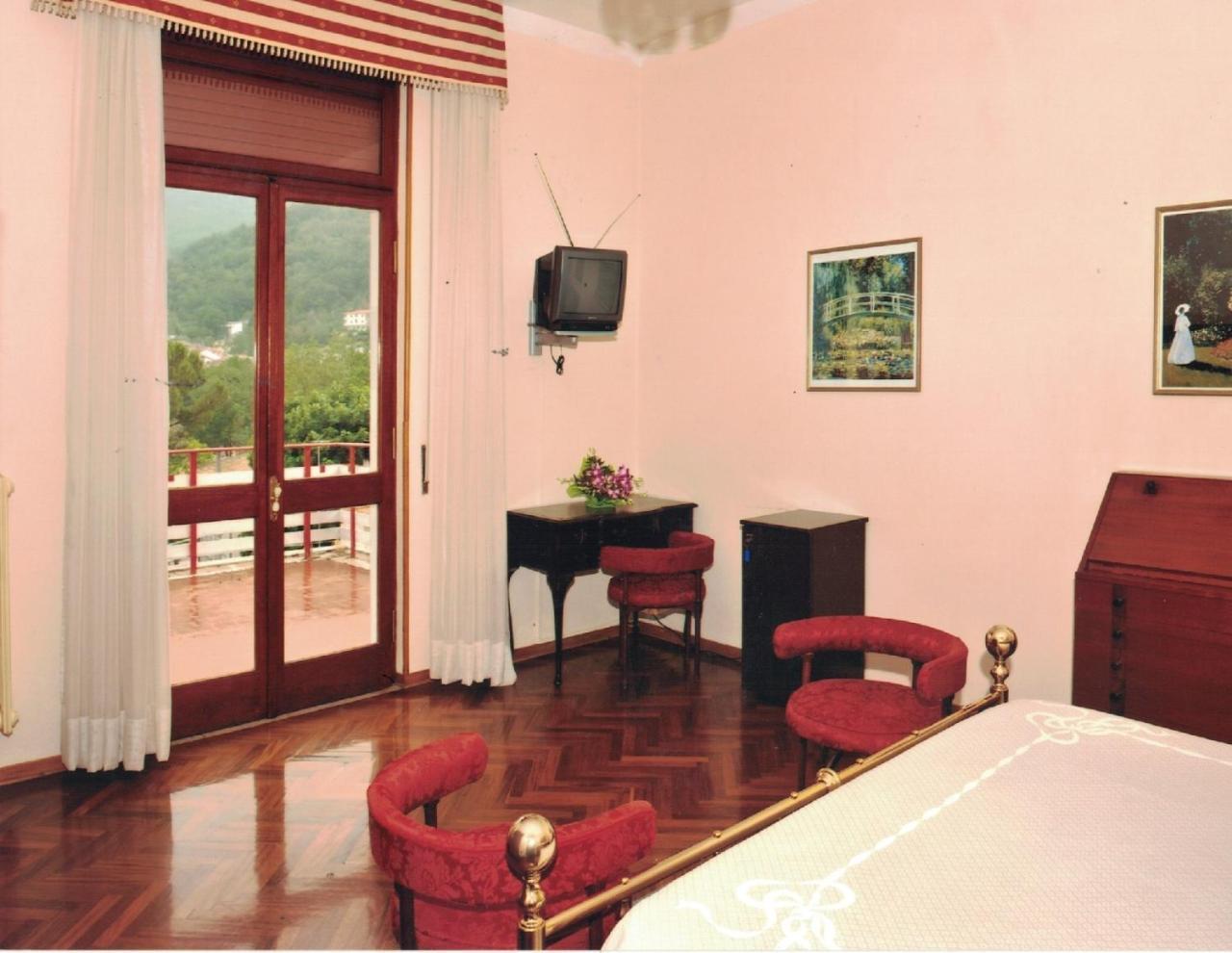 Albergo La Perla Civitella Roveto المظهر الخارجي الصورة